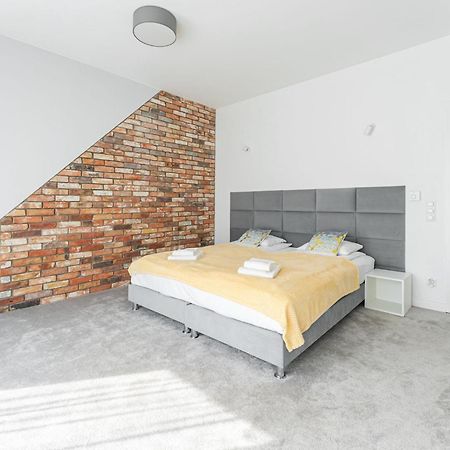 Penthouse Comfort Apartments Granaria Гданьск Экстерьер фото